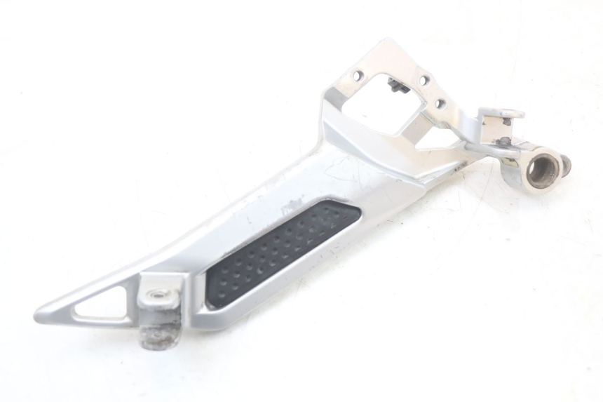 photo de PIASTRA PEDANA ANTERIORE DESTRA YAMAHA FJR ABS 1300 (2006 - 2012)