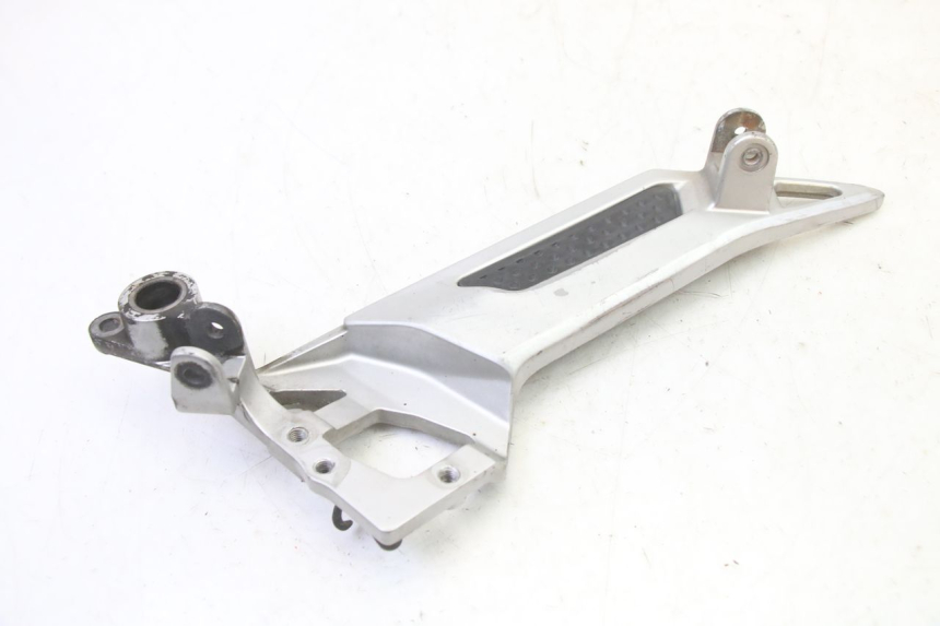 photo de PIASTRA PEDANA ANTERIORE DESTRA YAMAHA FJR ABS 1300 (2006 - 2012)