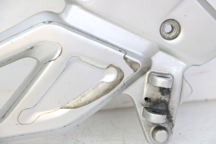 photo de PEDANA ANTERIORE DESTRA SUPPORTO BMW G310 R 310 (2016 - 2020)