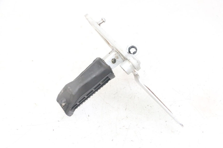 photo de PIASTRA PEDANA ANTERIORE DESTRA SUZUKI GS GSE 500 (2001 - 2003)