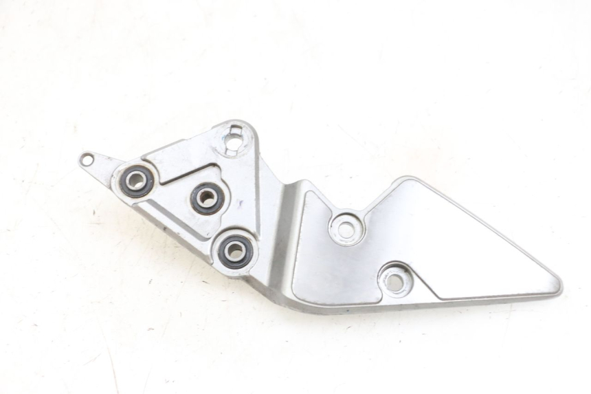 photo de PEDANA ANTERIORE DESTRA SUPPORTO SUZUKI GSF N BANDIT 600 (1996 - 1999) - Vista principale