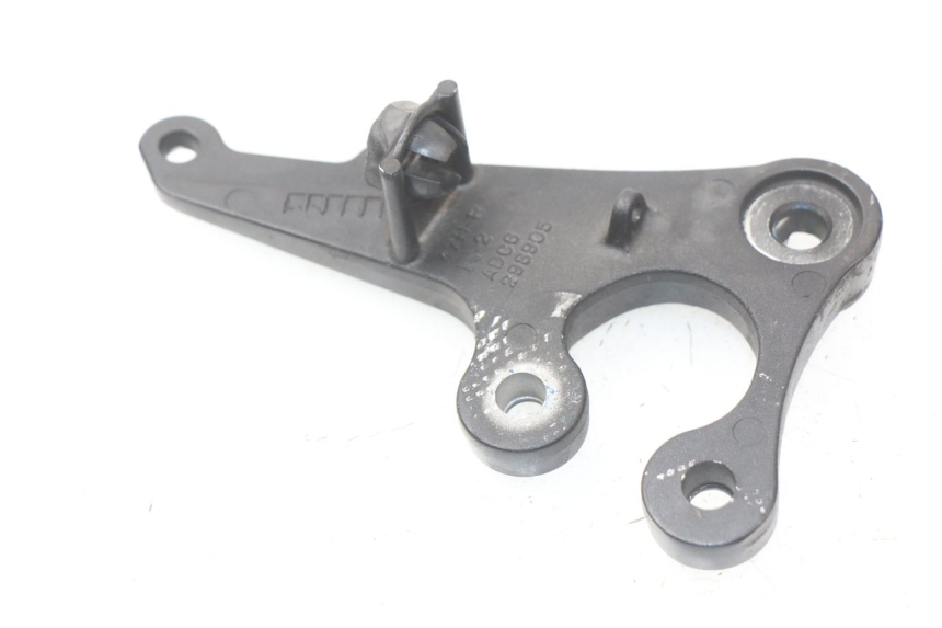 photo de PIASTRA PEDANA ANTERIORE DESTRA SUZUKI GSX-R GSXR K16 1000 (2012 - 2016)