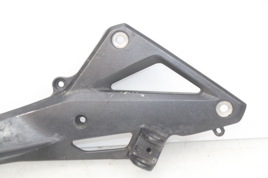 photo de PIASTRA PEDANA ANTERIORE DESTRA HONDA CBRF CBR-F PC41 600 (2011 - 2013)