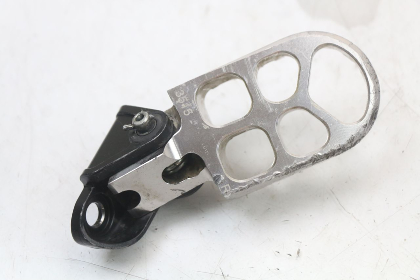 photo de PEDANA ANTERIORE DESTRA SUPPORTO HONDA CRF R 250 (2020 - 2021)