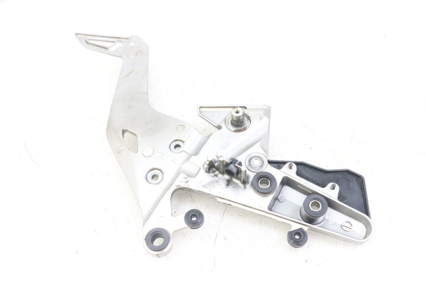 photo de PEDANA ANTERIORE DESTRA SUPPORTO KAWASAKI ER-6 ER6 N 650 (2012 - 2016)