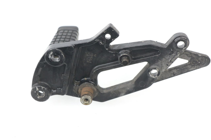 photo de PIASTRA PEDANA ANTERIORE DESTRA KAWASAKI GPZ S 500 (1994 - 2005)