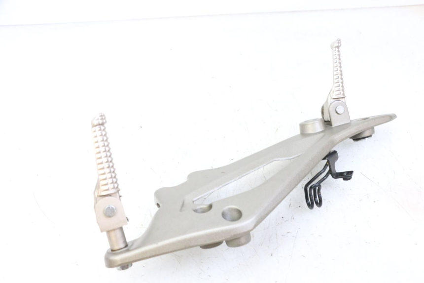 photo de PEDANA ANTERIORE DESTRA SUPPORTO KIDEN KD125-G 125 (2018 - 2022)