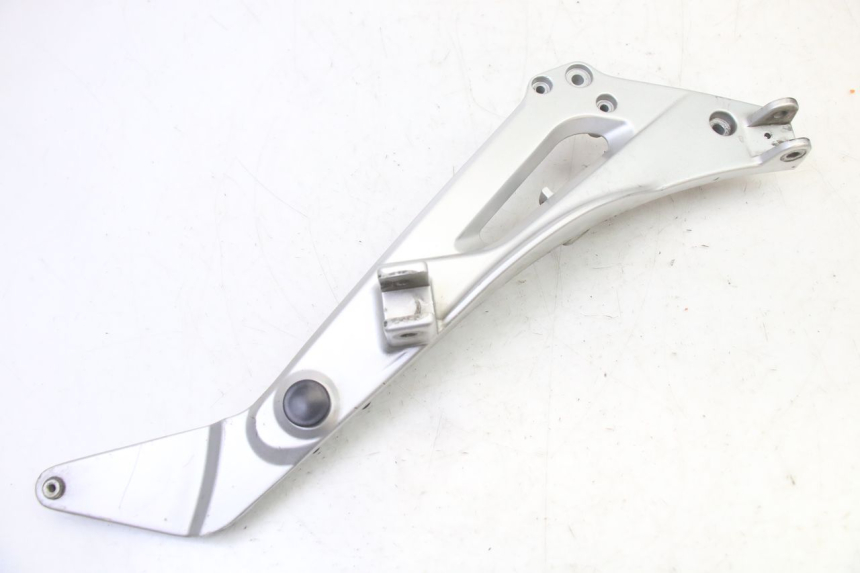 photo de PEDANA ANTERIORE DESTRA SUPPORTO HONDA NTV DEAUVILLE 650 (2001 - 2006)