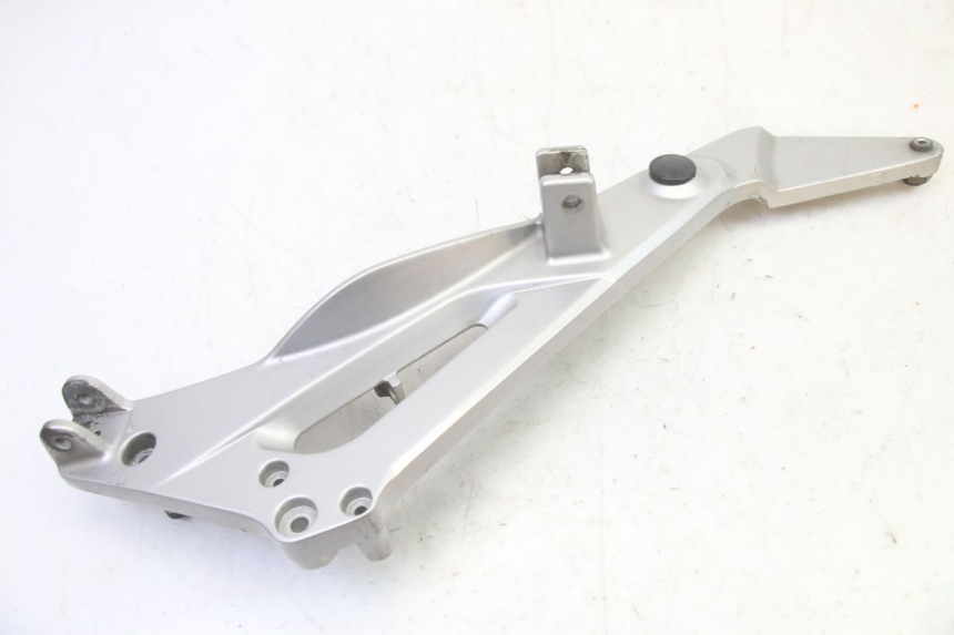 photo de PEDANA ANTERIORE DESTRA SUPPORTO HONDA NTV DEAUVILLE 650 (2001 - 2006)