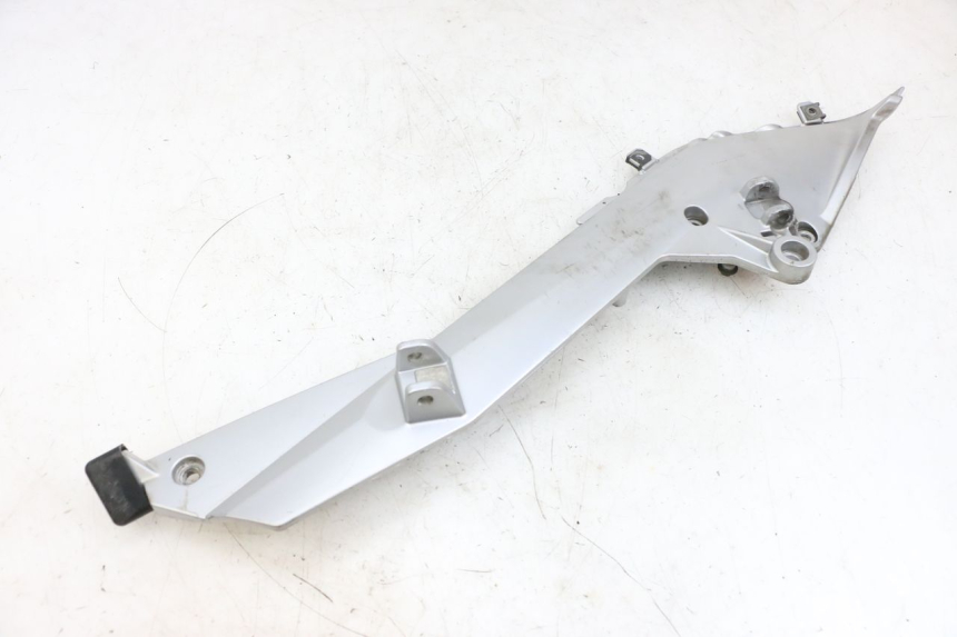 photo de PEDANA ANTERIORE DESTRA SUPPORTO BMW R RT ABS 1200 (2010 - 2014) - Primo piano tecnico
