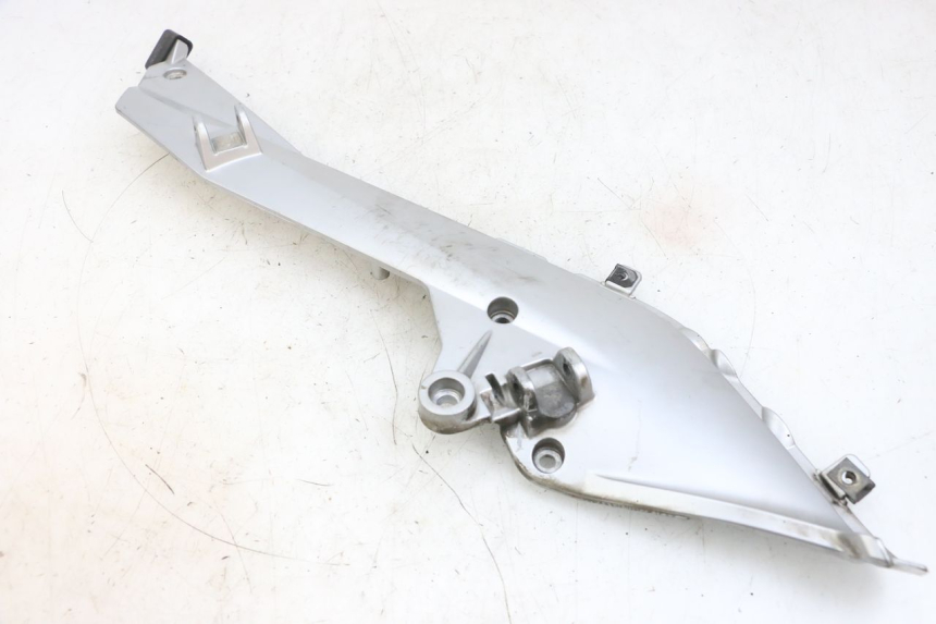 photo de PEDANA ANTERIORE DESTRA SUPPORTO BMW R RT ABS 1200 (2010 - 2014) - Dettagli dei punti di fissaggio