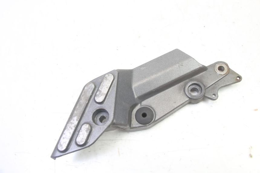 photo de PEDANA ANTERIORE DESTRA SUPPORTO TRIUMPH SPRINT 900 (1995 - 1998)
