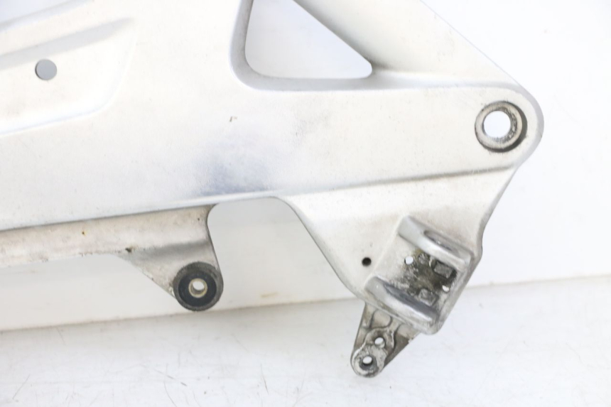photo de PEDANA ANTERIORE DESTRA SUPPORTO HONDA ST PAN EUROPEAN 1300 (2002 - 2013)