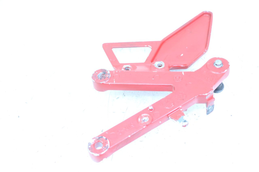 photo de PEDANA ANTERIORE DESTRA SUPPORTO YAMAHA TZR 50 (2008 - 2016)