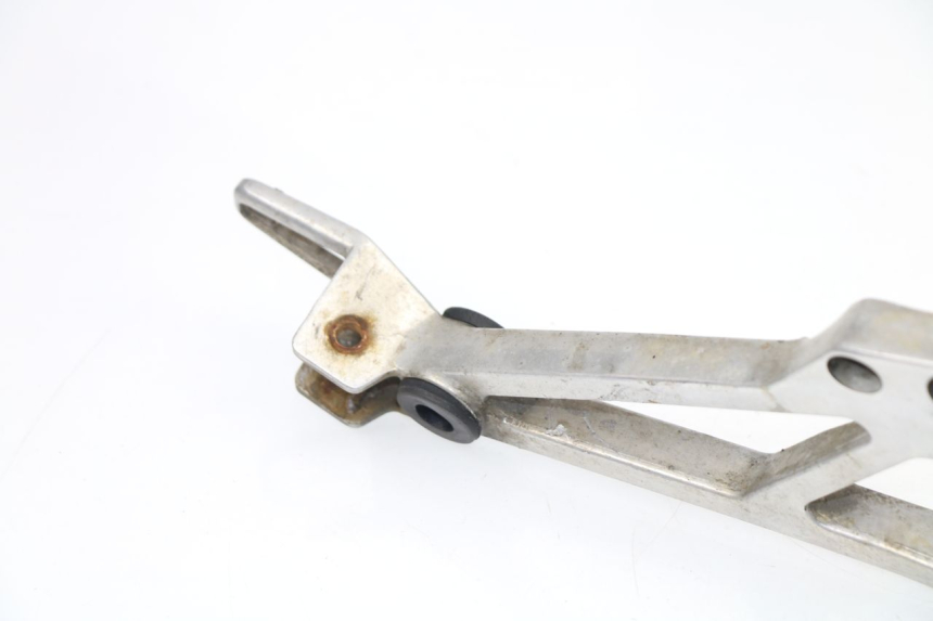 photo de PIASTRA PEDANA ANTERIORE DESTRA HONDA VF 1000 (1984 - 1988)