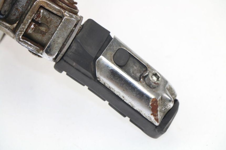 photo de PIASTRA PEDANA ANTERIORE DESTRA HONDA VF 1000 (1984 - 1988)