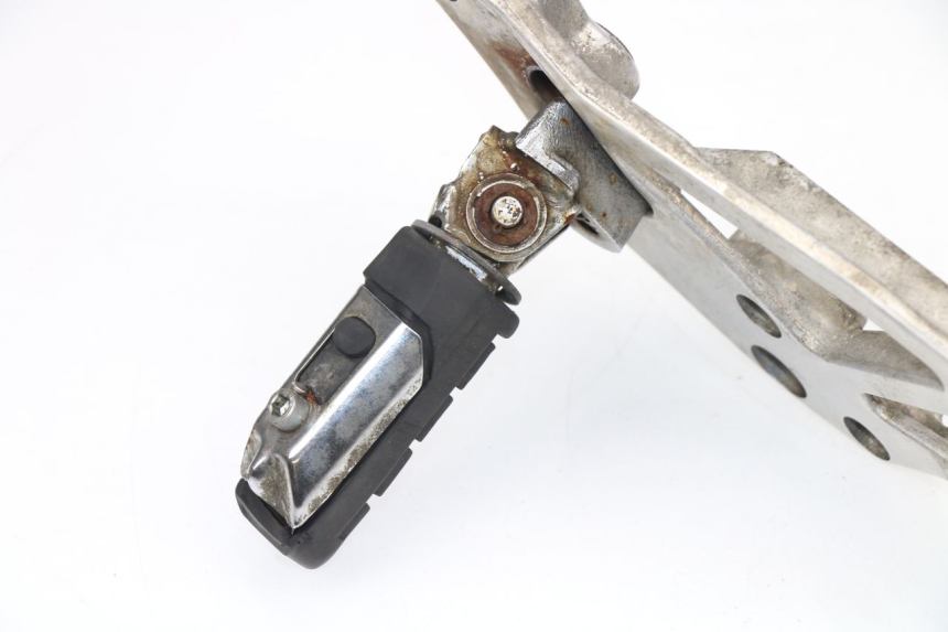photo de PIASTRA PEDANA ANTERIORE DESTRA HONDA VF 1000 (1984 - 1988)