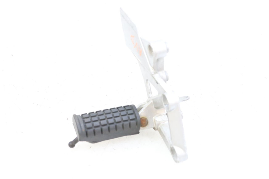 photo de PEDANA ANTERIORE DESTRA SUPPORTO DAELIM VJ ROADWIN FI 125 (2008 - 2017) - Vista d'insieme del prodotto