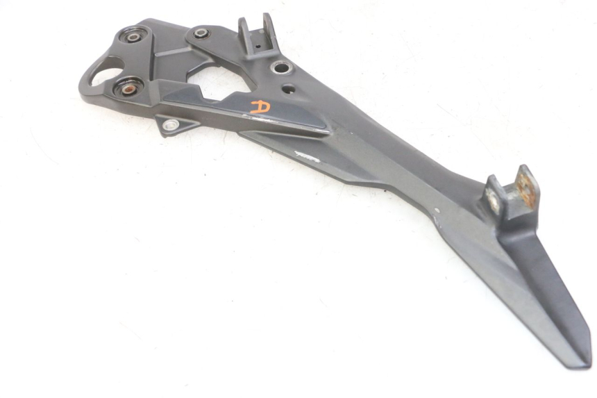 photo de PEDANA ANTERIORE DESTRA SUPPORTO YAMAHA XJ6 ABS 600 (2008 - 2016)