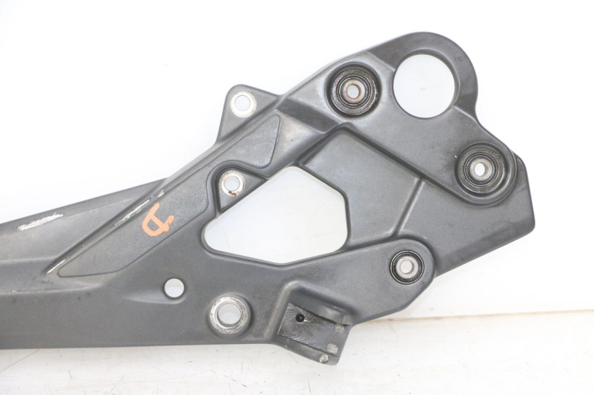 photo de PEDANA ANTERIORE DESTRA SUPPORTO YAMAHA XJ6 ABS 600 (2008 - 2016)