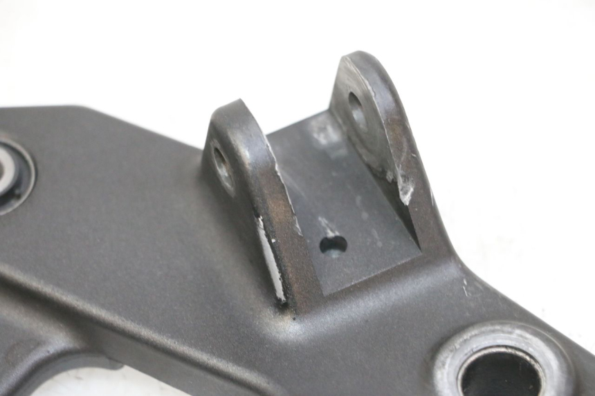 photo de PEDANA ANTERIORE DESTRA SUPPORTO YAMAHA XJ6 ABS 600 (2008 - 2016)