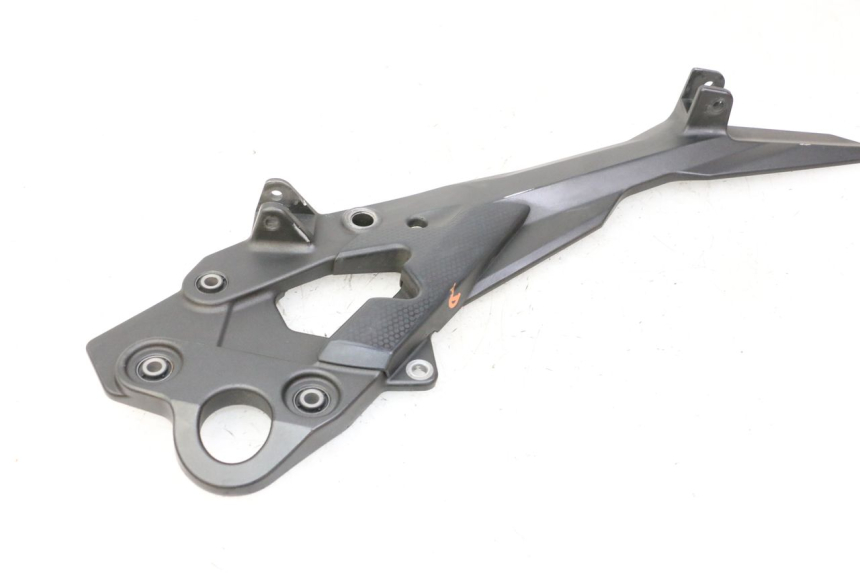photo de PEDANA ANTERIORE DESTRA SUPPORTO YAMAHA XJ6 ABS 600 (2008 - 2016)