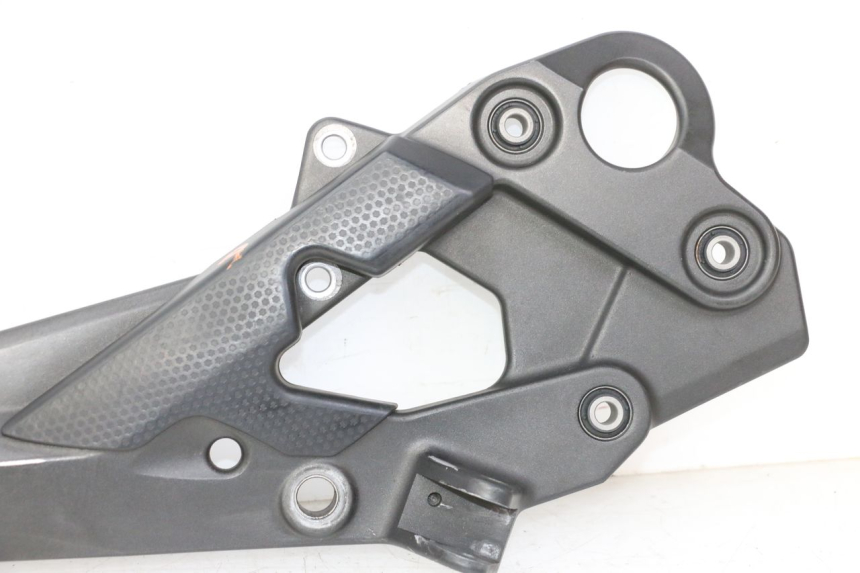 photo de PEDANA ANTERIORE DESTRA SUPPORTO YAMAHA XJ6 ABS 600 (2008 - 2016)