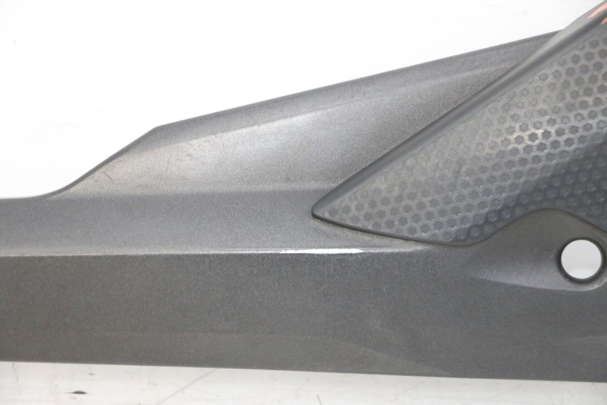photo de PEDANA ANTERIORE DESTRA SUPPORTO YAMAHA XJ6 ABS 600 (2008 - 2016)