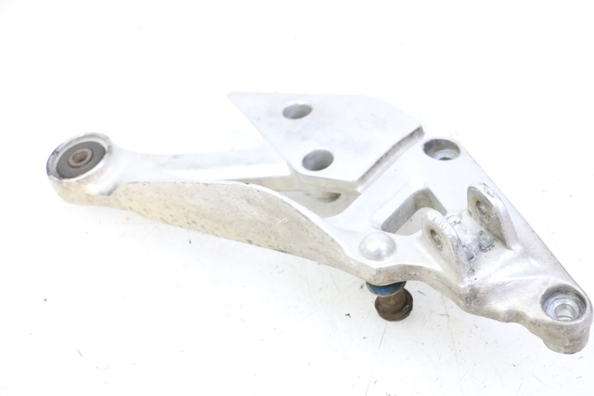 photo de PIASTRA PEDANA ANTERIORE DESTRA YAMAHA XJN DIVERSION 600 (2000 - 2003)
