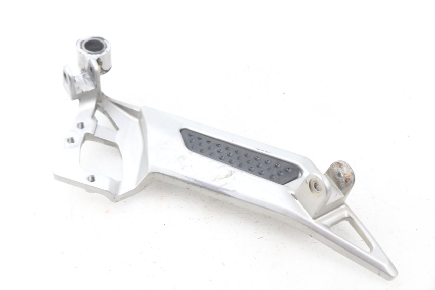 photo de PIASTRA PEDANA ANTERIORE DESTRA YAMAHA FJR ABS 1300 (2006 - 2012)