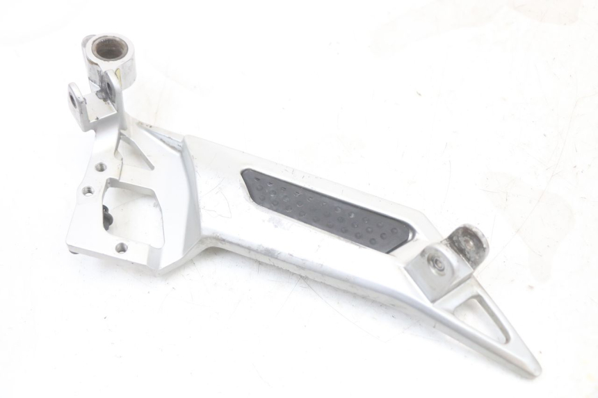 photo de PIASTRA PEDANA ANTERIORE DESTRA YAMAHA FJR ABS 1300 (2006 - 2012)
