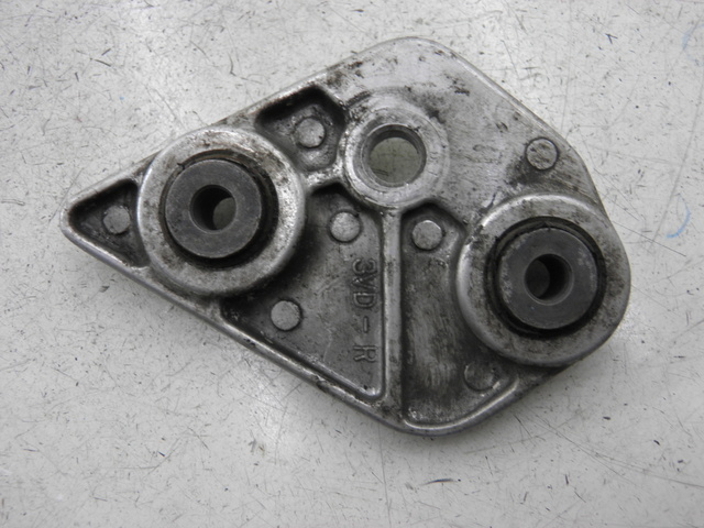 photo de PEDANA ANTERIORE DESTRA SUPPORTO YAMAHA TDM 850 (1996 - 2001)