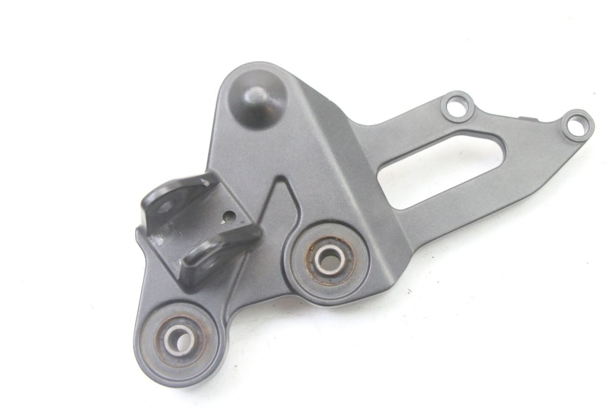 photo de PEDANA ANTERIORE DESTRA SUPPORTO YAMAHA TRACER 7 700 (2020 - 2024)