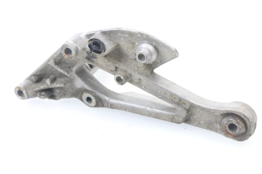 photo de PIASTRA PEDANA ANTERIORE DESTRA YAMAHA XJN XJ N DIVERSION 600 (1994 - 1997)