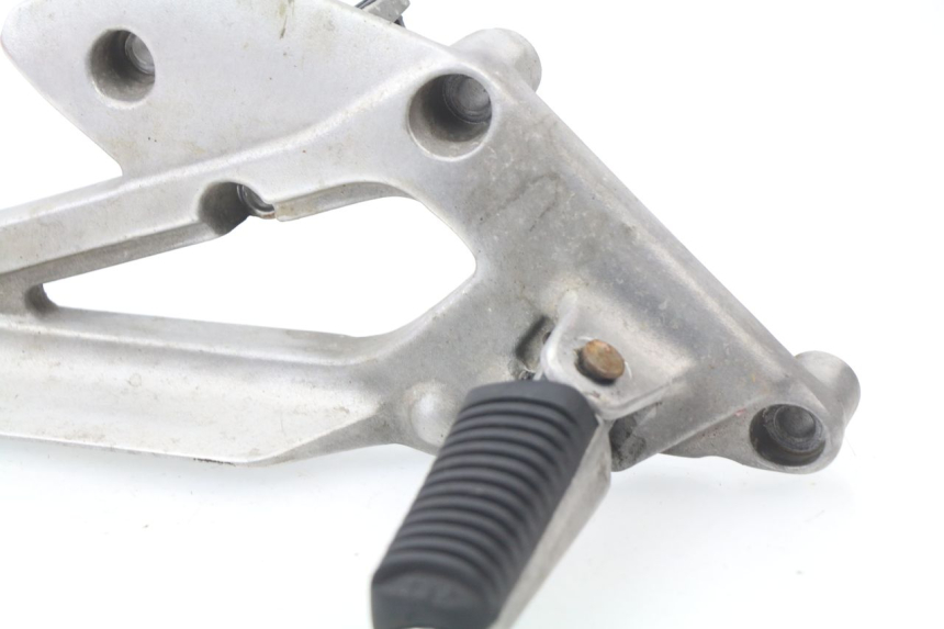 photo de PIASTRA PEDANA ANTERIORE DESTRA YAMAHA XJN XJ N DIVERSION 600 (1994 - 1997)