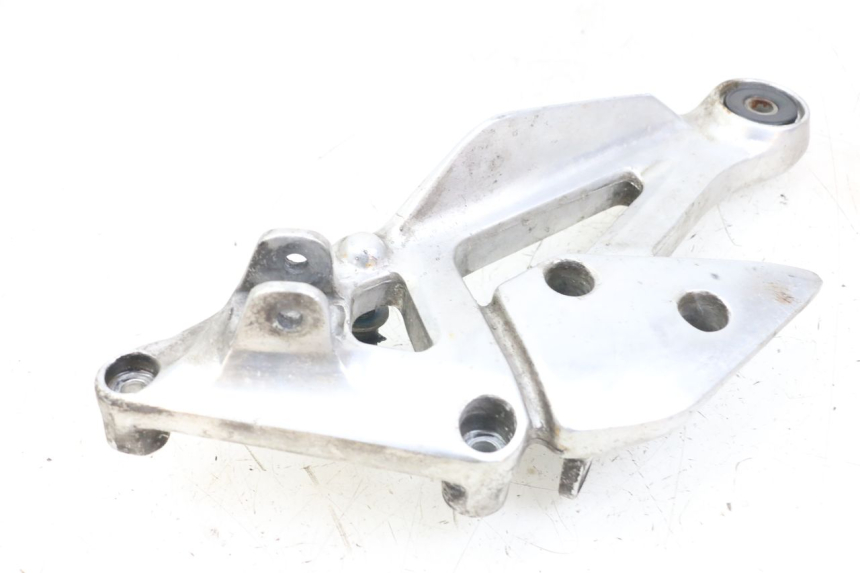 photo de PEDANA ANTERIORE DESTRA SUPPORTO YAMAHA XJS DIVERSION 600 (1997 - 1999)