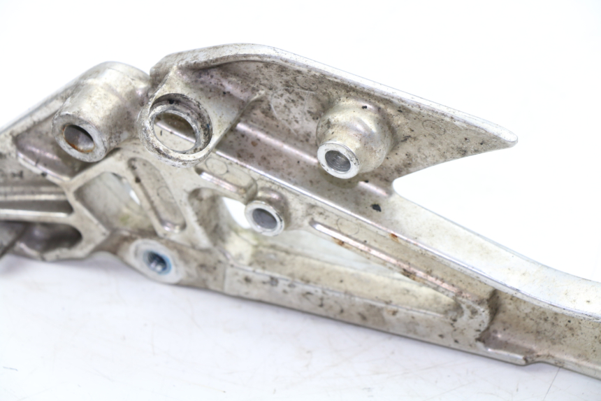 photo de PIASTRA PEDANA ANTERIORE DESTRA YAMAHA XJS DIVERSION 600 (2000 - 2003)