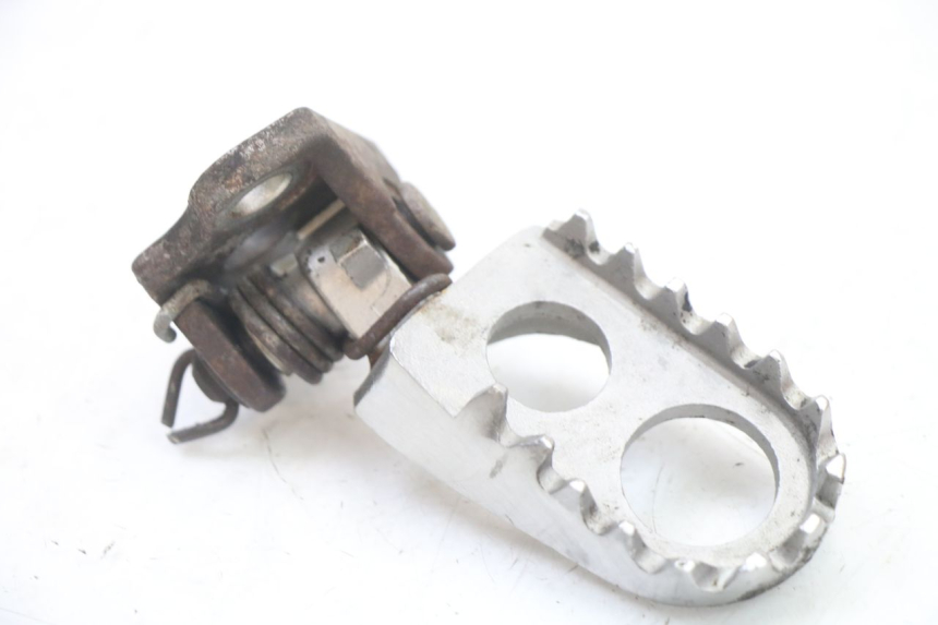 photo de PEDANA ANTERIORE DESTRA SUPPORTO YAMAHA YZ 125 (2006 - 2016)