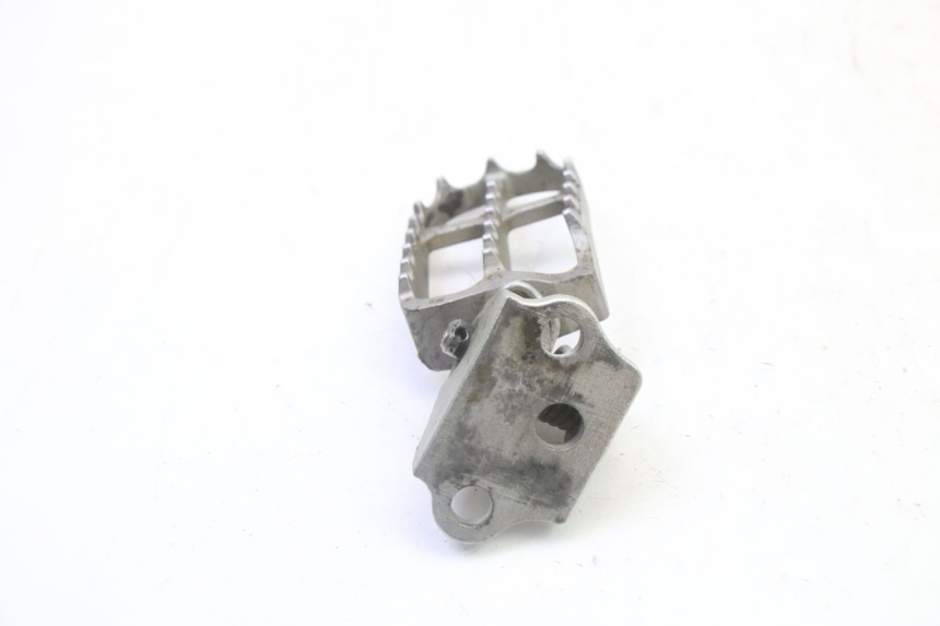 photo de PEDANA ANTERIORE DESTRA SUPPORTO YAMAHA YZF YZ-F 450 (2014 - 2016)