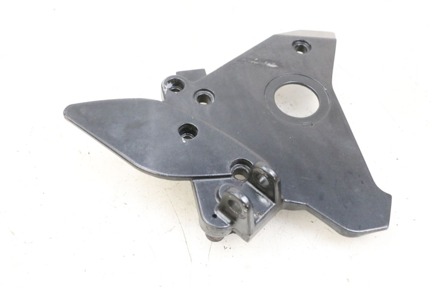 photo de PEDANA ANTERIORE DESTRA SUPPORTO KAWASAKI ZR 7 750 (1999 - 2001) - Stato della superficie e materiale