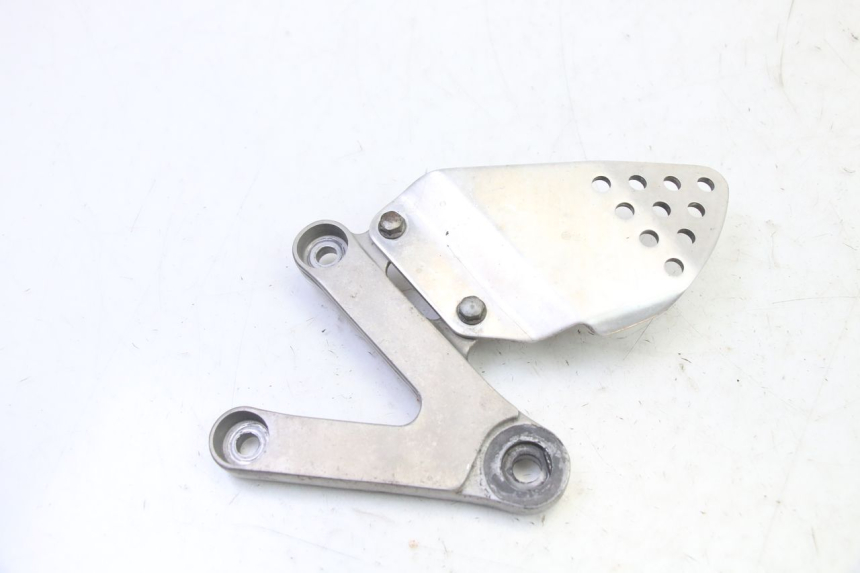 photo de PIASTRA PEDANA ANTERIORE SINISTRA HONDA CBR RR FIREBLADE 900 (1992 - 1994)