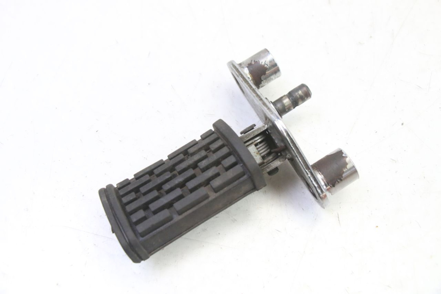 photo de PEDANA ANTERIORE SINISTRA SUPPORTO APRILIA CLASSIC 125 (1995 - 2001)