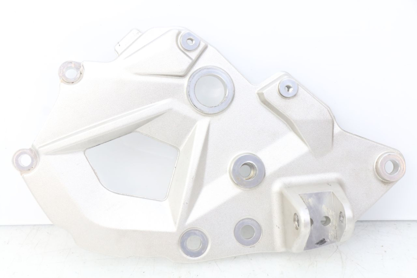 photo de PIASTRA PEDANA ANTERIORE SINISTRA BMW F GS K81 850 (2018 - 2023)