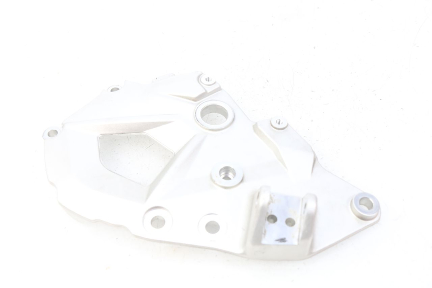 photo de PIASTRA PEDANA ANTERIORE SINISTRA BMW F GS K81 850 (2018 - 2023)