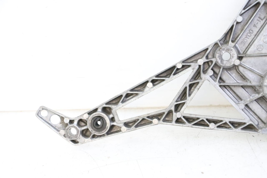 photo de PEDANA ANTERIORE SINISTRA SUPPORTO YAMAHA FJ 36Y 1100 (1984 - 1985)