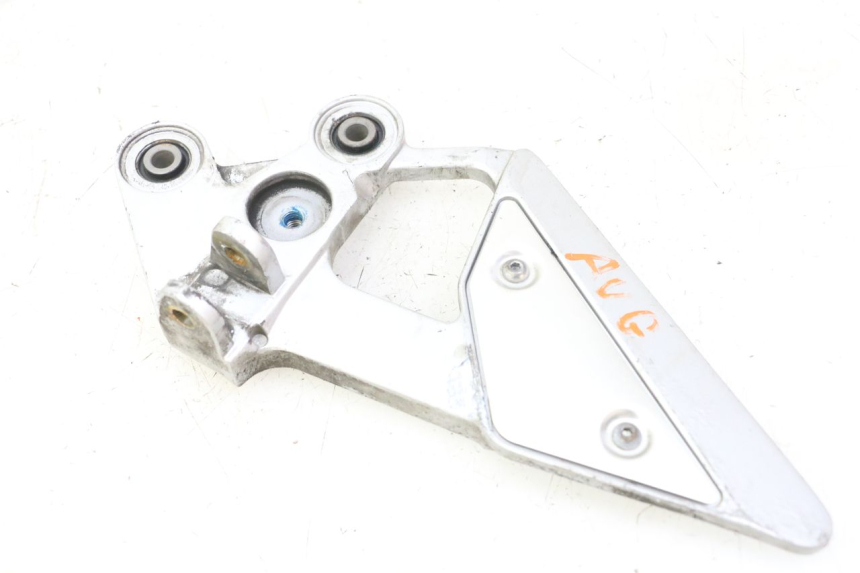 photo de PEDANA ANTERIORE SINISTRA SUPPORTO YAMAHA FZ6 FAZER S2 600 (2007 - 2011)