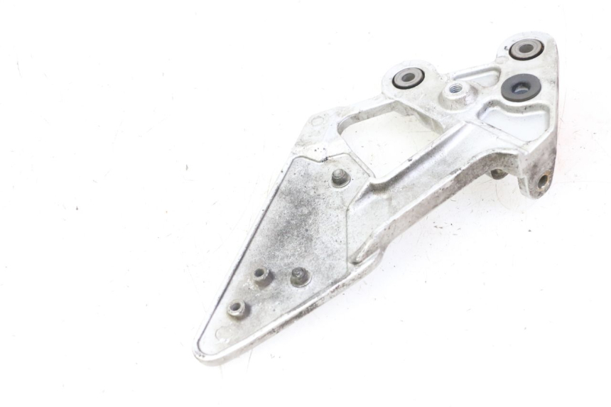 photo de PEDANA ANTERIORE SINISTRA SUPPORTO YAMAHA FZ6 FAZER S2 600 (2007 - 2011)