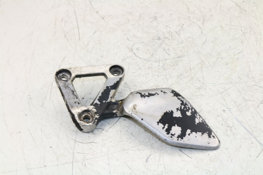 photo de PIASTRA PEDANA ANTERIORE SINISTRA YAMAHA FZS FAZER 600 (1998 - 2001)