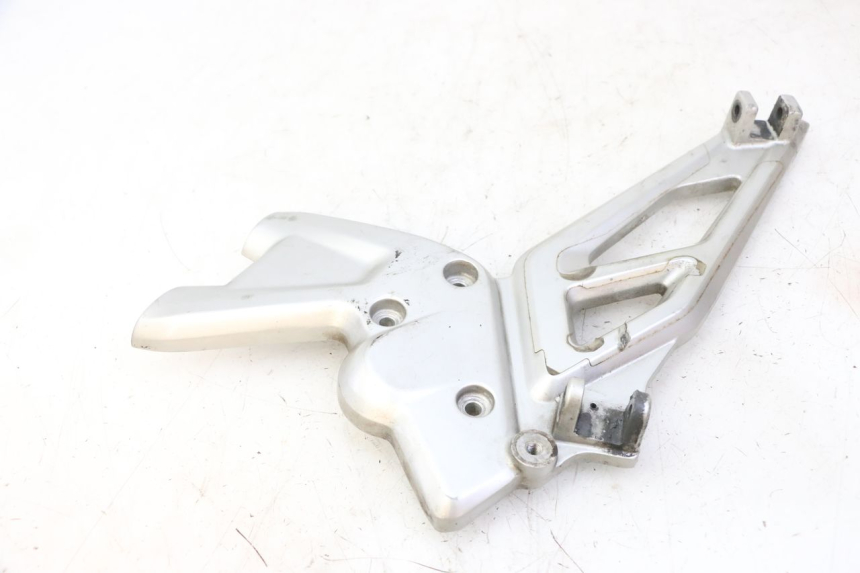photo de PEDANA ANTERIORE SINISTRA SUPPORTO BMW G310 R 310 (2016 - 2020)