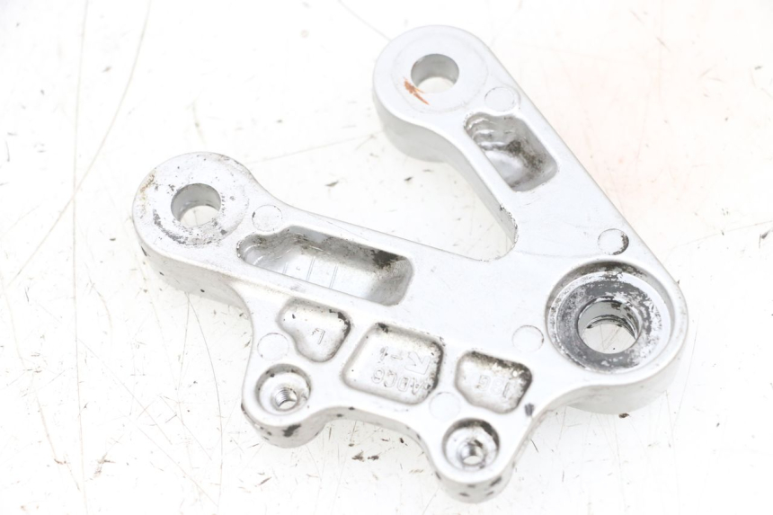 photo de PEDANA ANTERIORE SINISTRA SUPPORTO SUZUKI GSXR GSX-R 1000 (2003 - 2004) - Zoom sullo stato d'uso